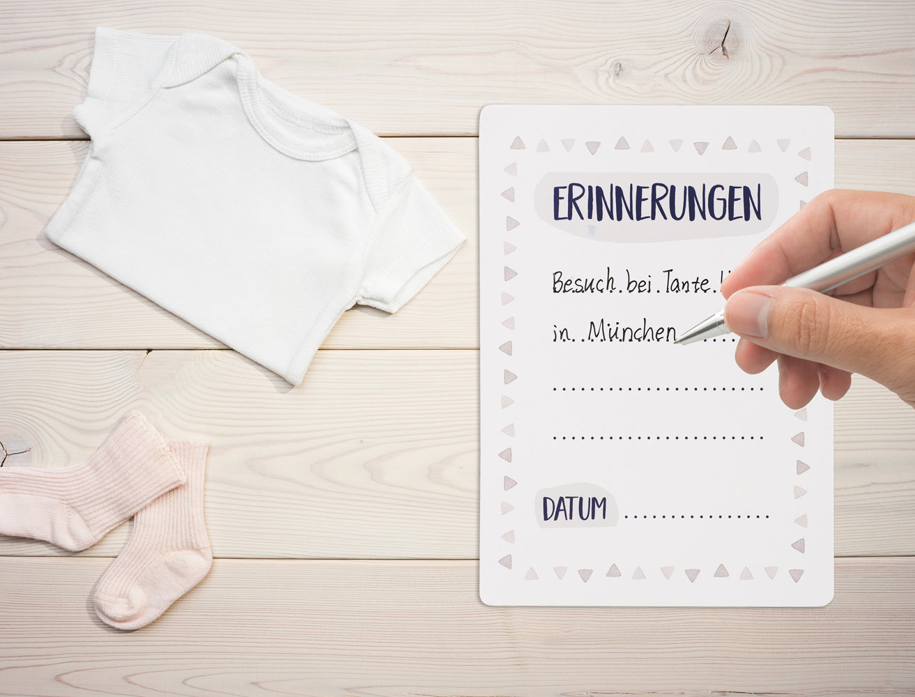 KNECKES 48 hochwertige Baby Meilensteinkarten inkl. schöner Geschenkbox